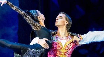 Аленький цветочек. Спектакль театра «Кремлёвский балет»